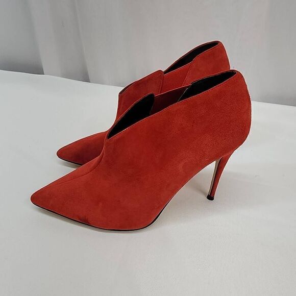 Guess Size 8.5 Ondrea Red Suede Pointed Toe Heeled Ankle Boots F - Picture 7 of 13